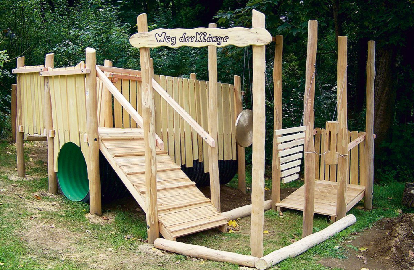 ROBI Spielanlage „Weg der Klänge“